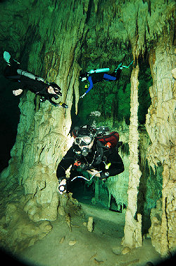 Cavern dive
