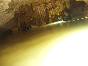 Uchbne Bel Ha Cave